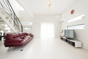 三陽工務店/白い無垢床の家/ペットの家